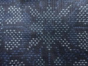 アンティーク　華紋織出し本場泥大島紬着物（5マルキ）